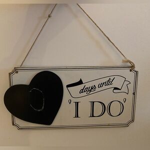 Chalkboard Heart Countdown Sign - Black